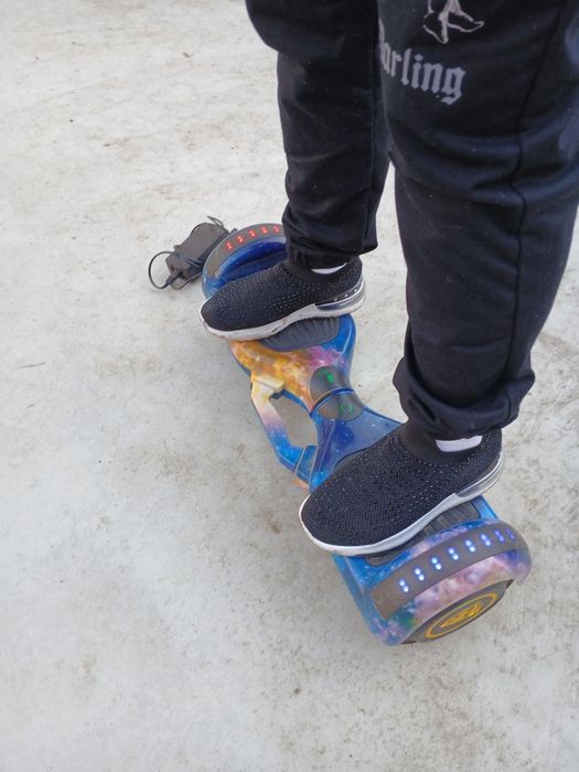 Hoverbord cu wi fi