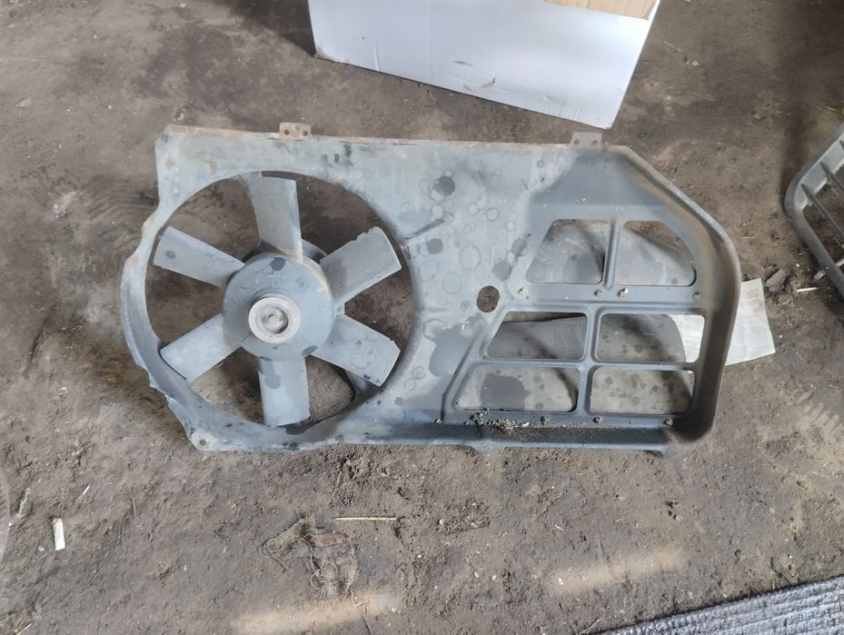 Ауди 80 Б3  запчасти