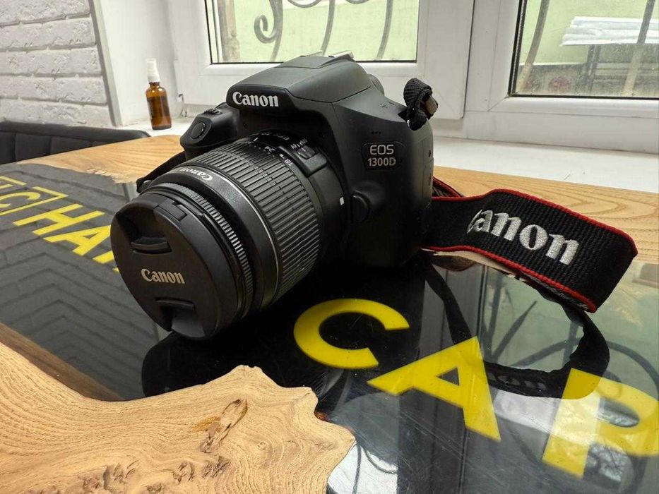 Фотоаппарат Canon EOS 1300D