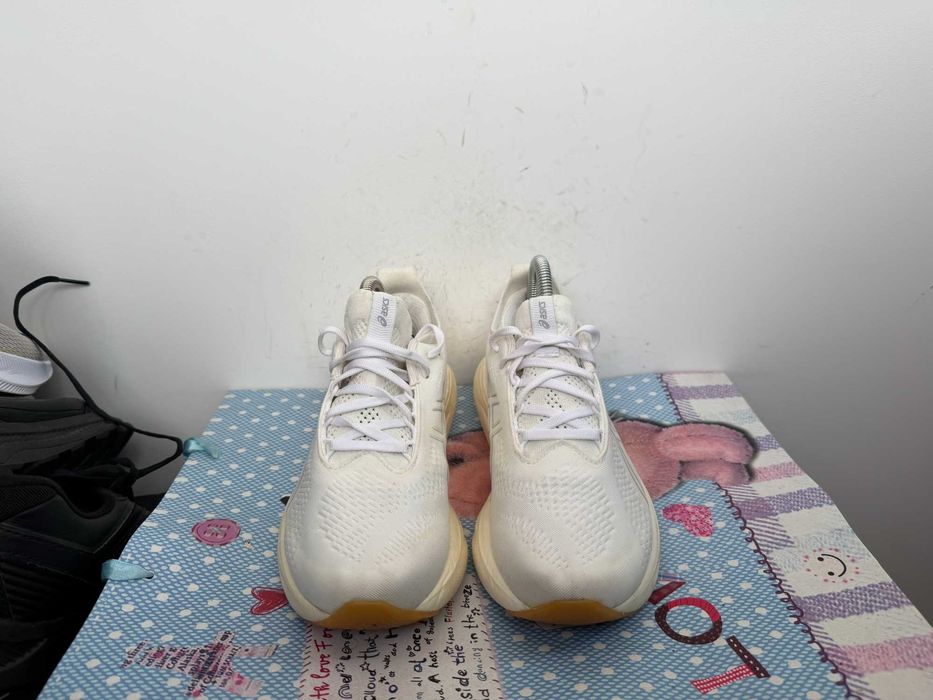 ''Asics GEL-NIMBUS 25''оригинални маратонки 38 номер