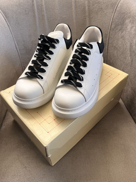 Alexander Mcqueen