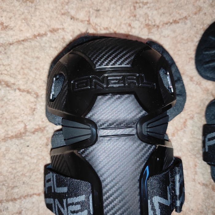 Наколенки O'NEAL PRO II CARBON