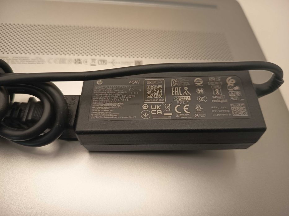 Laptop HP 15s i5-1135G7/8GB RAM/SSD 512GB/Iris Xe/15.6'' FHD/Win. 11