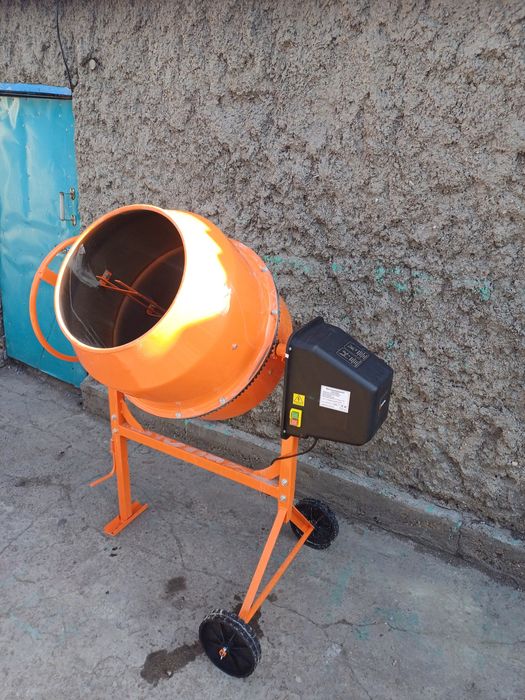 Бетономишалка 180литров