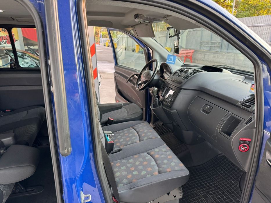 Microbuz 8+1 locuri- Închiriez van 8+1 Închiriere Auto 9 locuri transfer aeroport