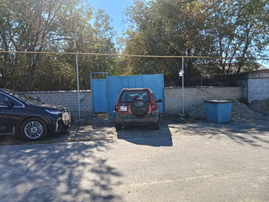 Продам дом с большим участком