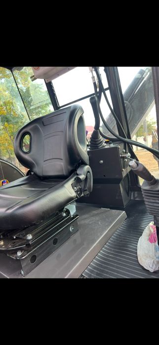 Vand mini buldoexcavator