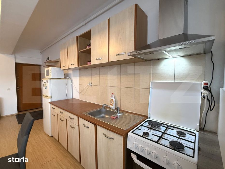 Apartament 2 camere, 38 mp, parcare, zona Calea Turzii