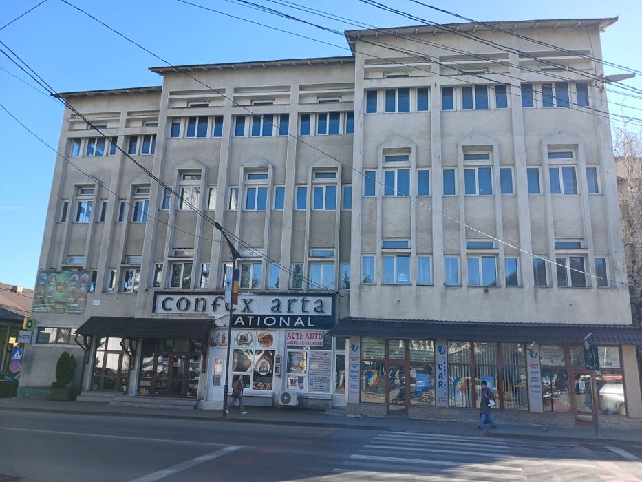 Clădire parter + 3 etaje