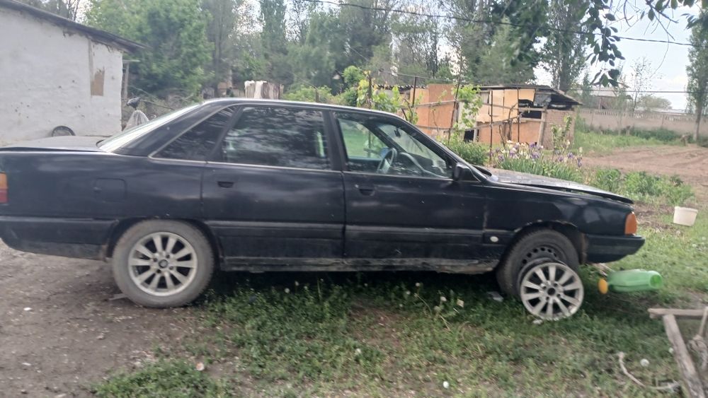 Продам ауди 100 c3 на ходу