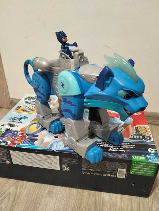 Чисто нова музикална играчка със светлини и звуци