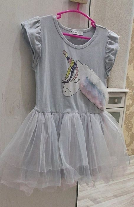 платье нарядное для девочки