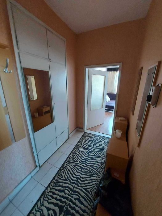 Продава се Двустаен апартамент в Омуртаг - 65 кв.м за 589 €/кв.м - Снимка #6