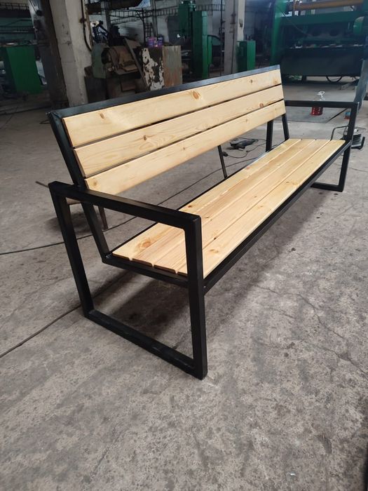 VIP беседка, скамейки, мангалы.