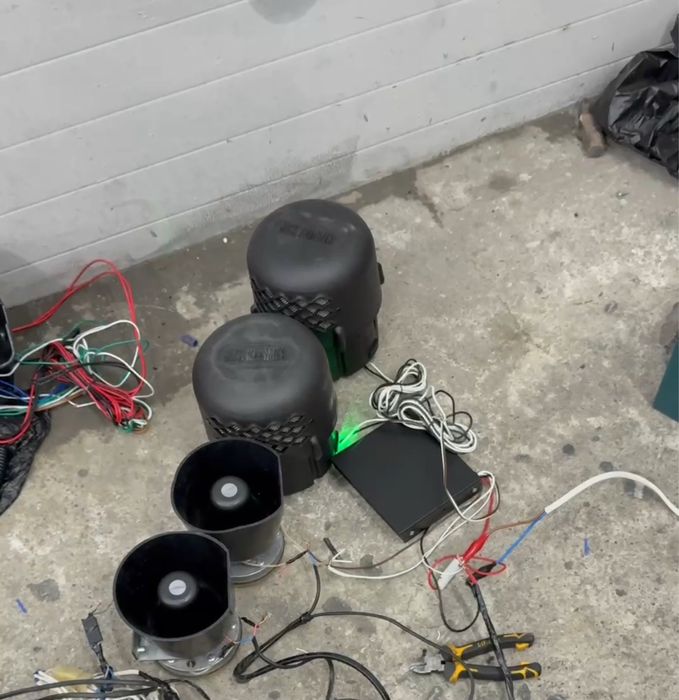 Сирена UZB Premium 2400 w 4 карне