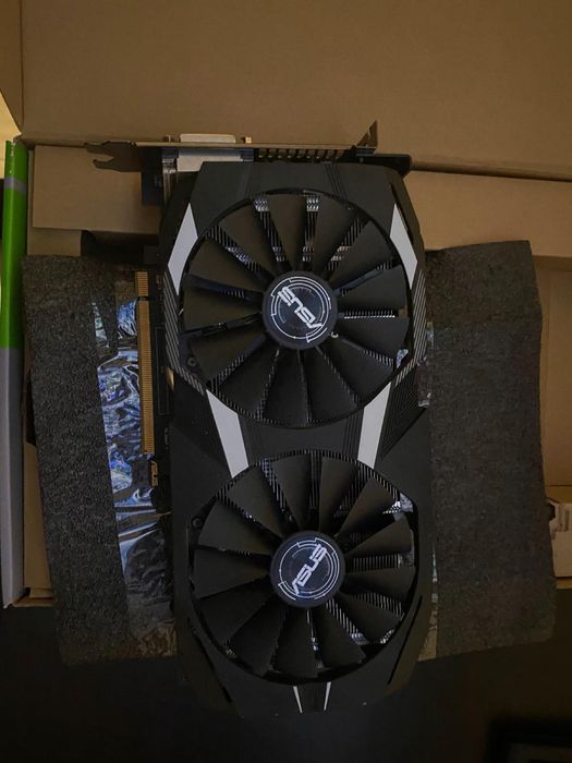 Vand Schimb Placa Video Asus Radeon RX 580 OC 8GB GDDR5. 252-Biti