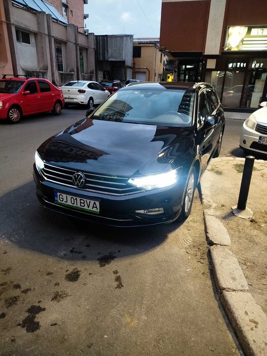 VOLKSWAGEN Passat 2022 — imagine 2