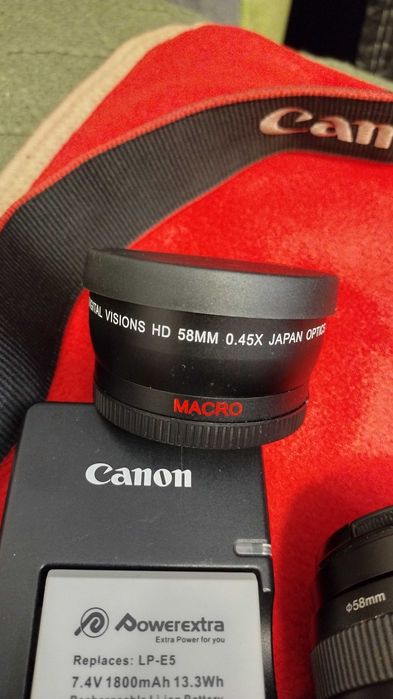 Canon Rebel XSi EOS 450D с обективи и аксесоари