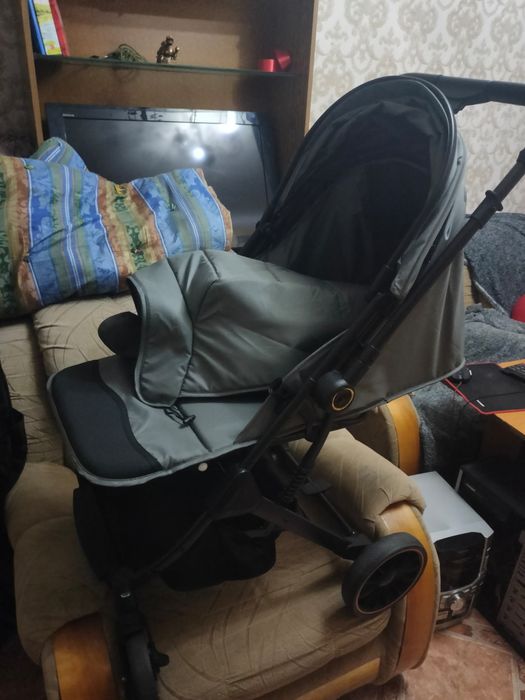 Пролаётся новая коляска