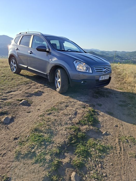 Vînd nissan qashqai +2 2009