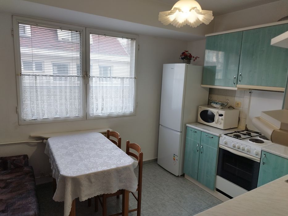 Апартамент под наем 2-стаен Банишора до метростанция