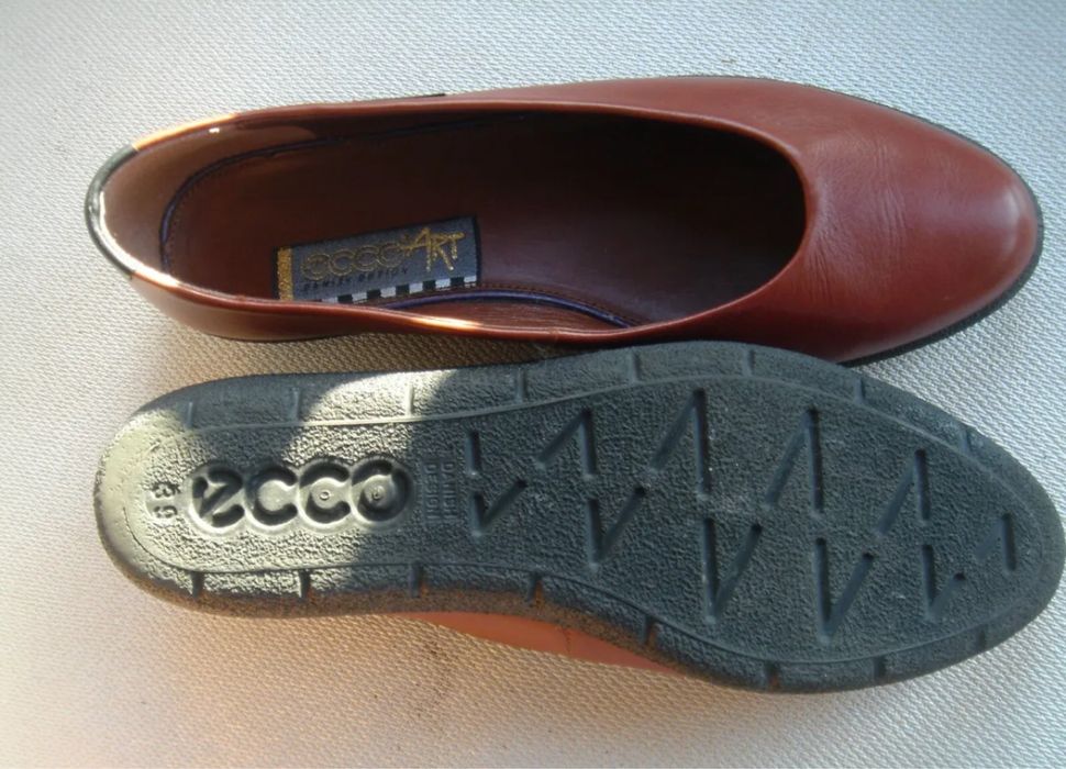 Pantofi ECCO marimea 39