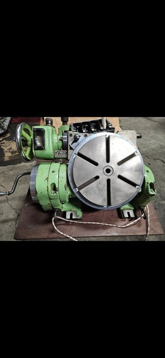 Делителни маси, три броя