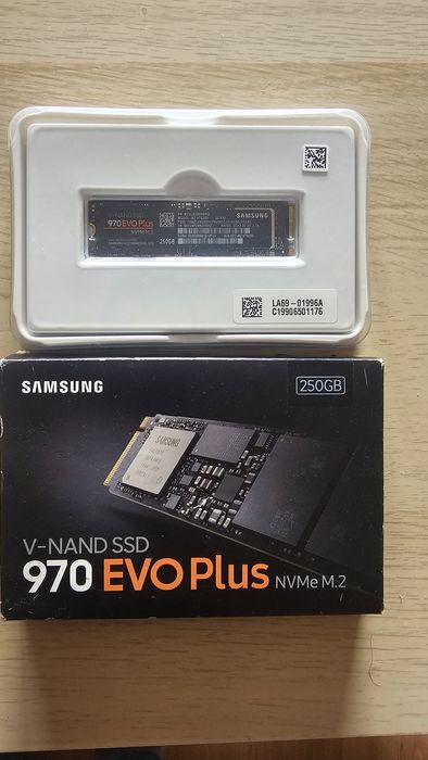 250GB Samsung nvme 970 EVO PLUS