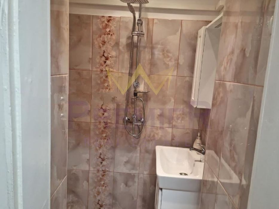 Дава се под наем Двустаен апартамент в Варна, Гръцка махала - 50 кв.м за 750 € - Снимка #6