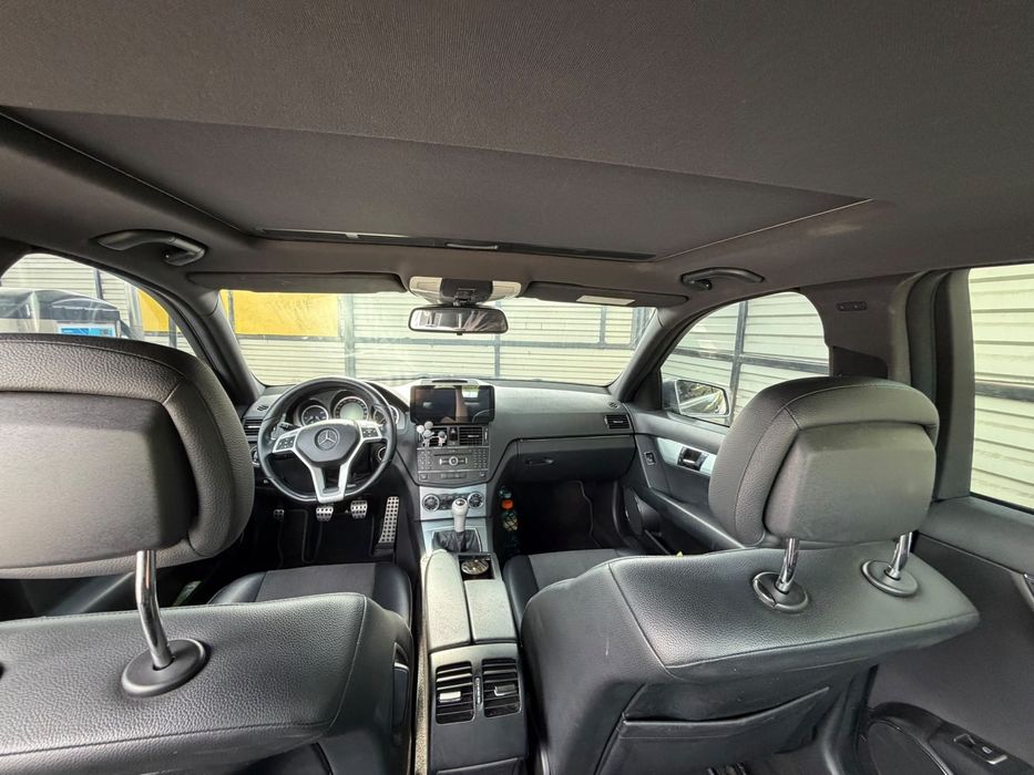 MERCEDES-BENZ C-Class 0 — imagine 4
