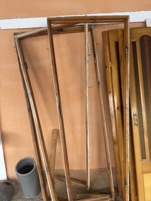 Двери деревянные