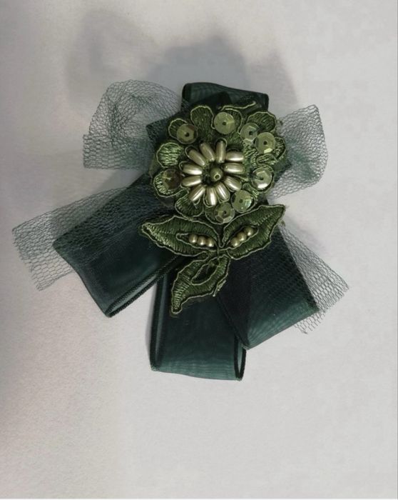 Set mansete si brosa - hand made