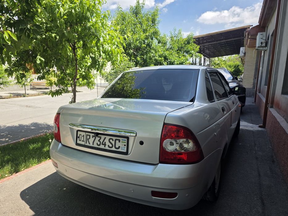 Lada pryora 2008