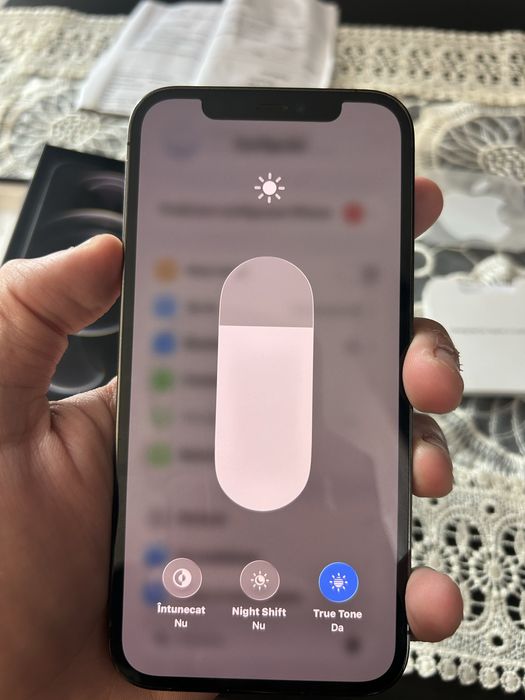 Vand iphone 12 pro full box