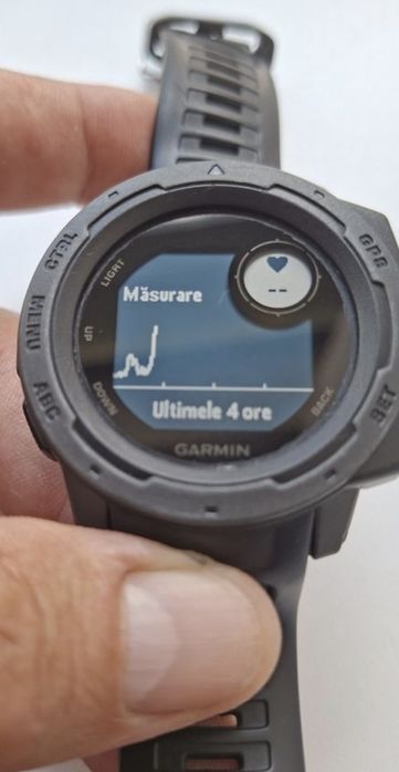 Smartwatch Garmin Instinct in stare excelentă
