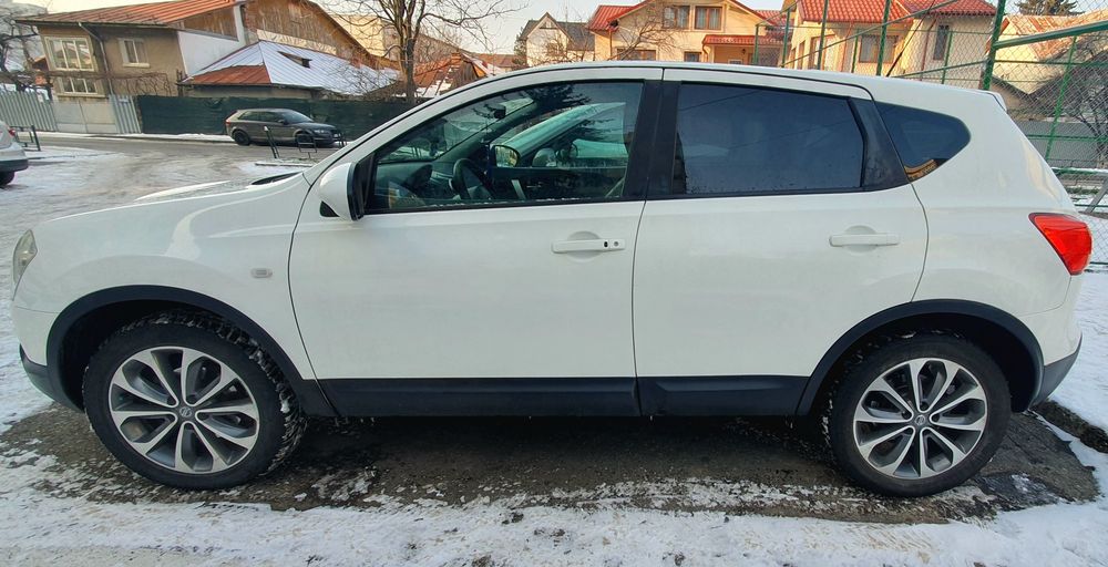 Nissan Qashqai Tekna 2.0 dCi 4x4, Panoramic, Bose, Xenon, Piele