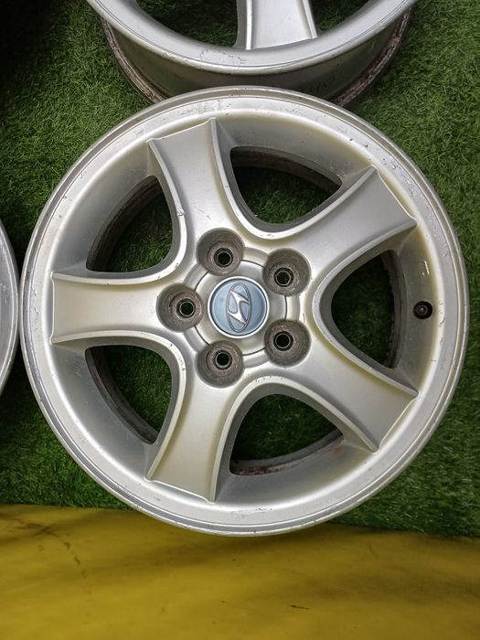 Диски R16 5x114.3 на Hyundai и другие.