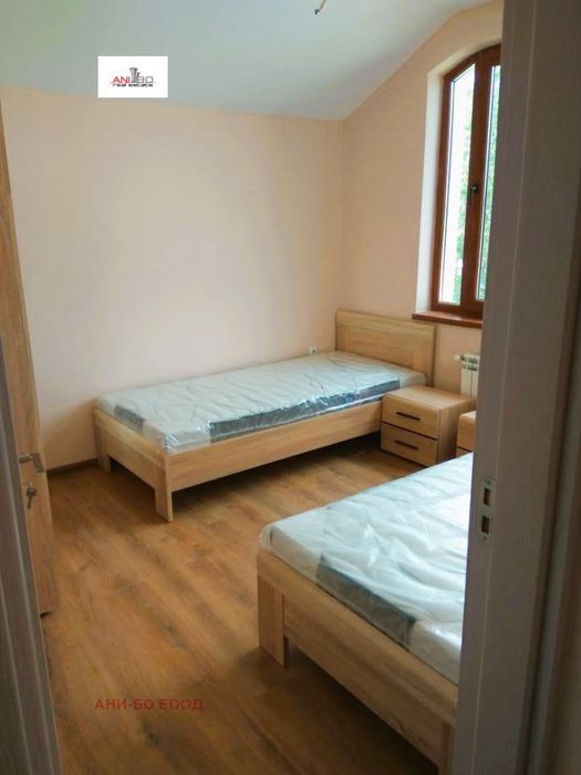 Къща в Варна, област-гр.Долни чифлик площ 370 цена 234500