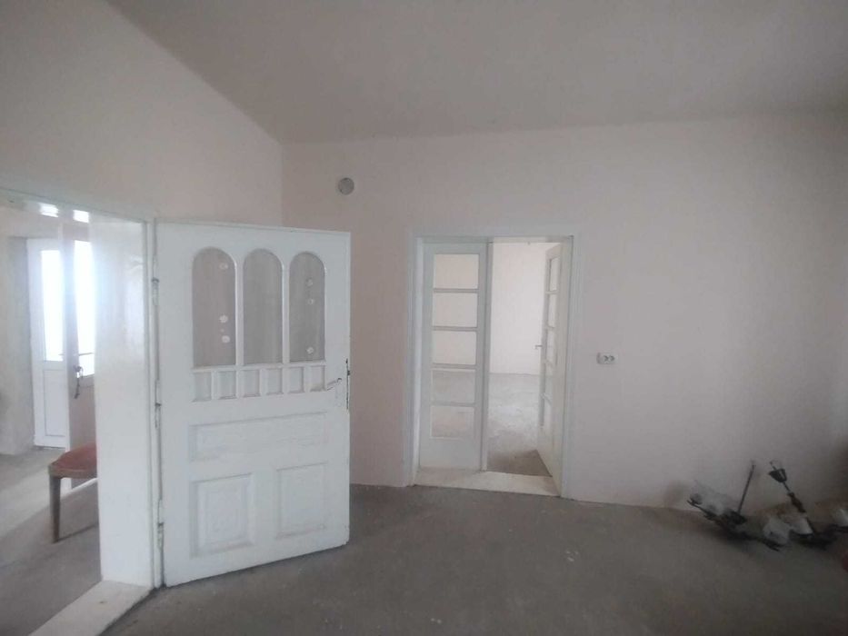 Vând/Schimb casă în Chizătău și teren intravilan