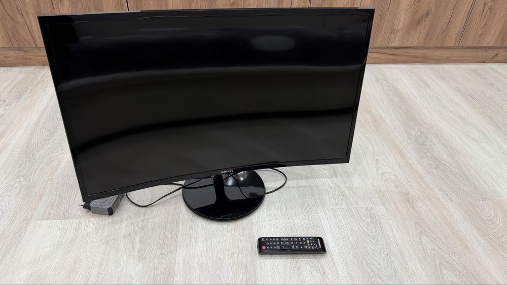 Телевизор samsung