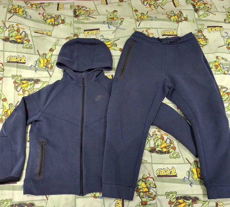 Ангуг Nike 158-170, Under Armour XS