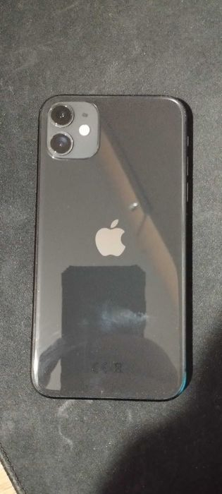 Iphone 11 black excelent