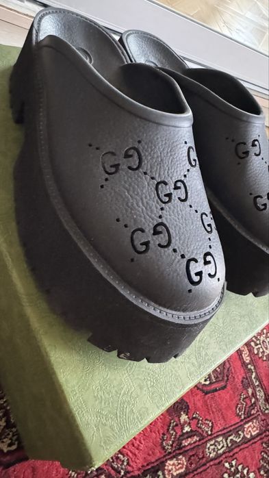 Обувь женская ( gucci)