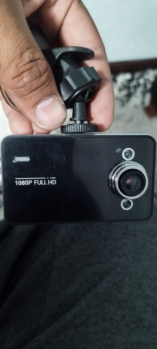 Продаются видеорегистратор рабочий состояние зарядник один один без за