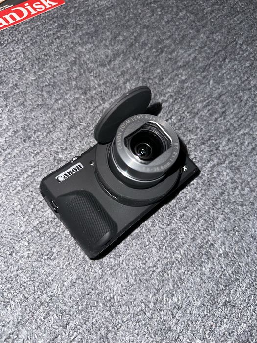 Чисто нова камера Canon Powershot G7X Mark iii + памет и калъфи, протектори