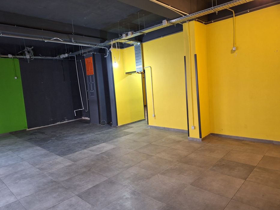 Spatiu Comercial de inchiriat - Ramnicul Sarat 21, sector 3