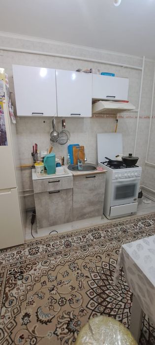 Продам кухонный гарнитуру