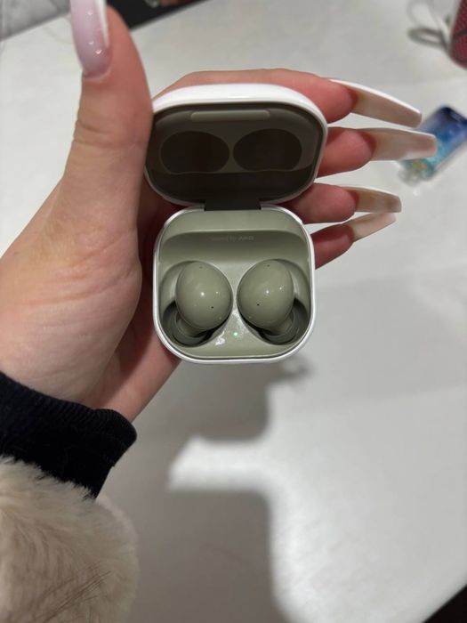 Наушники Galaxy Buds2