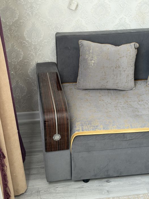 Диван гостевой для зал хол