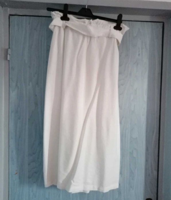 Fusta alba, paperbag